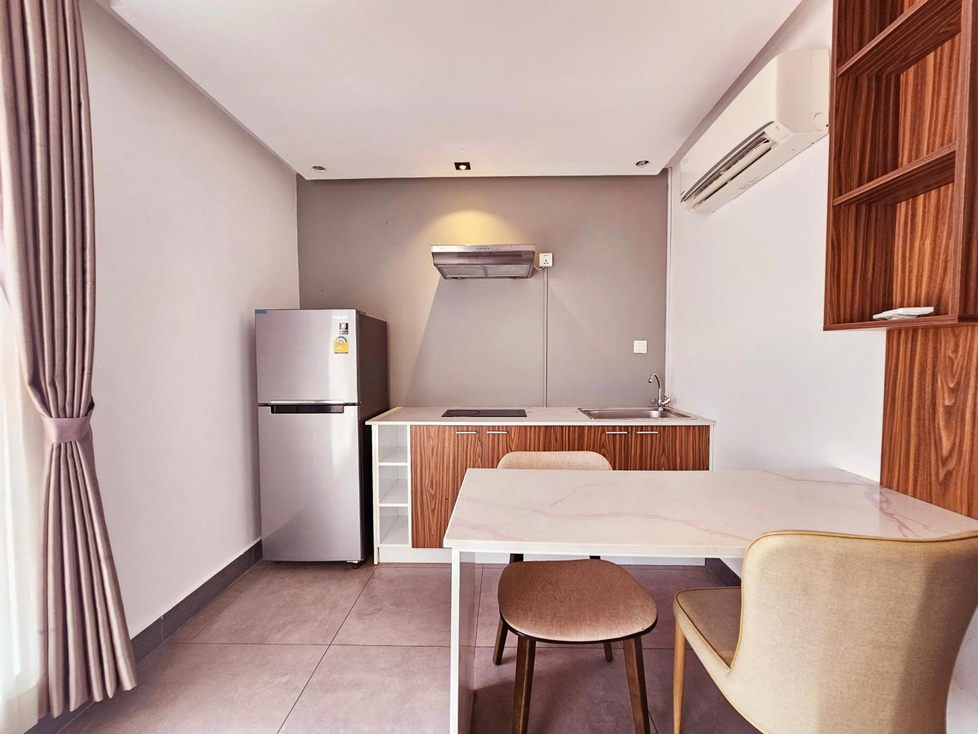 Le Botum Hotel Phnom-Penh Buitenkant foto
