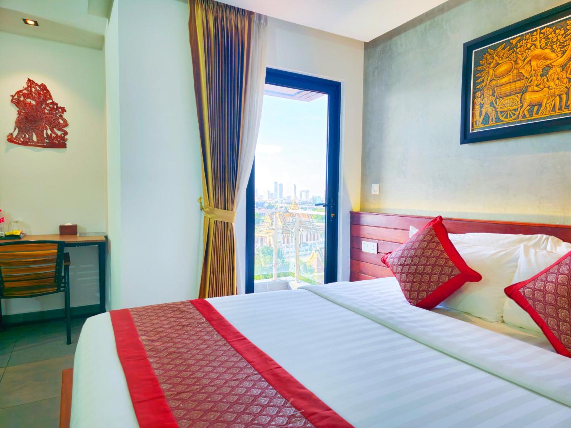 Le Botum Hotel Phnom-Penh Buitenkant foto